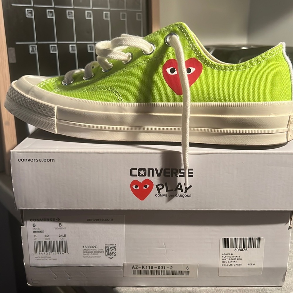 Size 6 men’s 8 women’s
